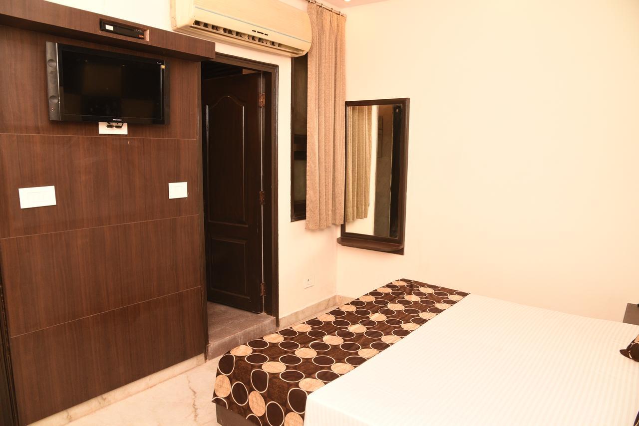 Heritage Inn New Delhi Extérieur photo